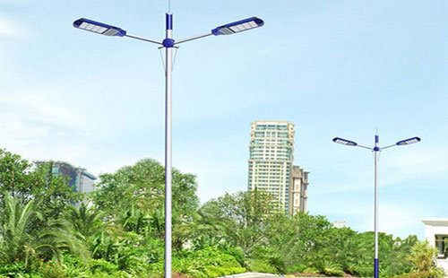 焉耆太阳能路灯地脚螺栓规格：防止倾倒的关键